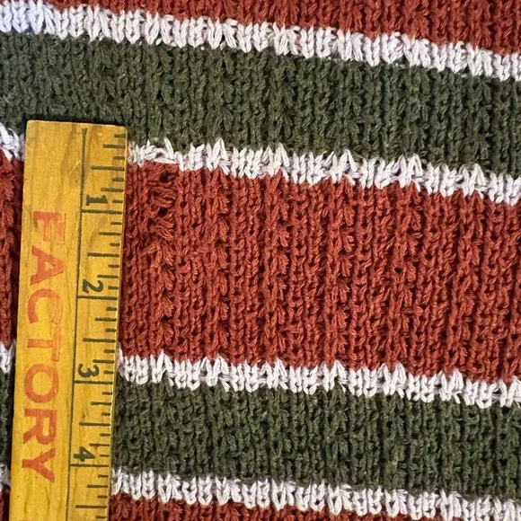 Urban Outfitters BDG Burgundy and Striped Chunky Knit Sweater Medium Grunge - Picture 7 of 9